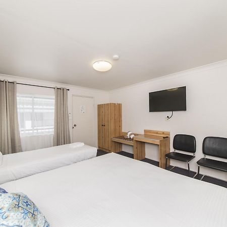 Metro Motel Rockhampton Ngoại thất bức ảnh