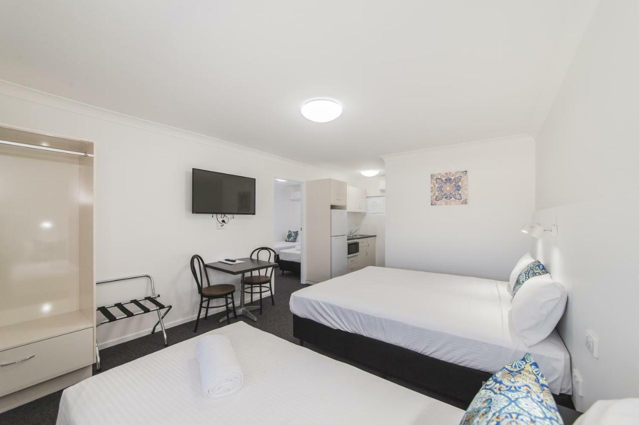 Metro Motel Rockhampton Ngoại thất bức ảnh